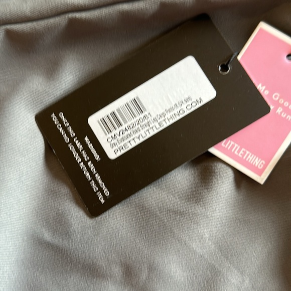 Prettylittlething Gray Cargo Pants - Picture 3 of 5